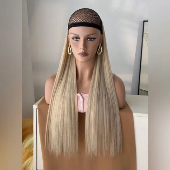 24 in Light Blonde with Highlights Straight long Hair Extensions - Picture 6 of 6